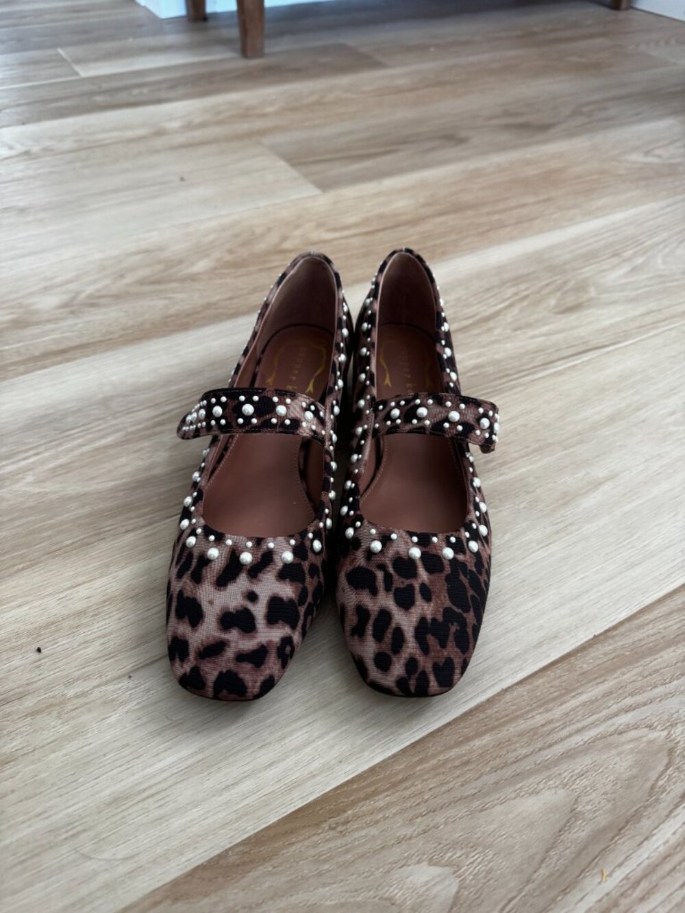 Copper Key Shoes Leopard Pearl Mary Jane Flats Size 9 NWT - Picture 6 of 9